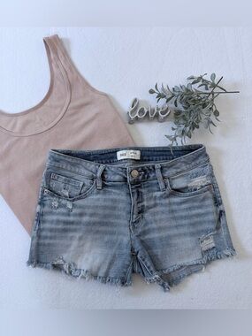 BKE Stella Light Wash Slim Fit Low Rise Denim Shorts